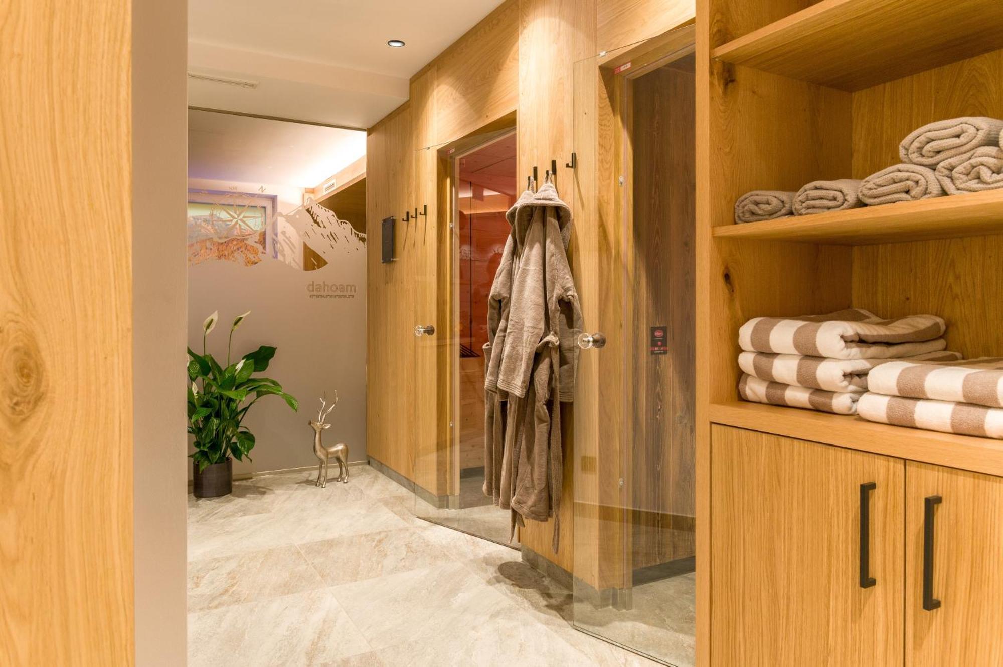 Ferienschloessl Harmonie Hotel โฮลซ์เกา ภายนอก รูปภาพ